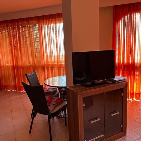Aparthotel Oazis Vip Club Sluneční pobřeží Exteriér fotografie